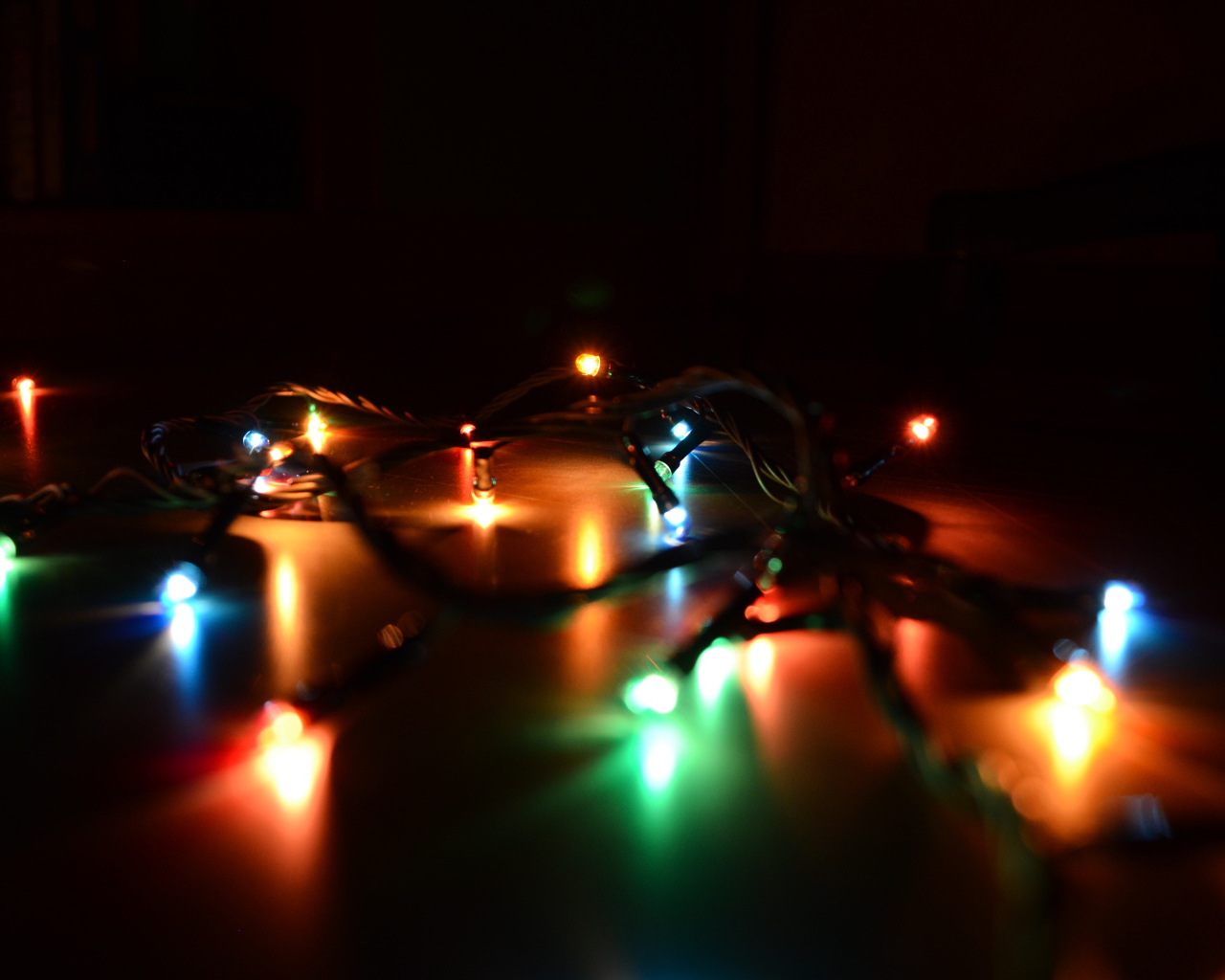 Цветные гирлянды