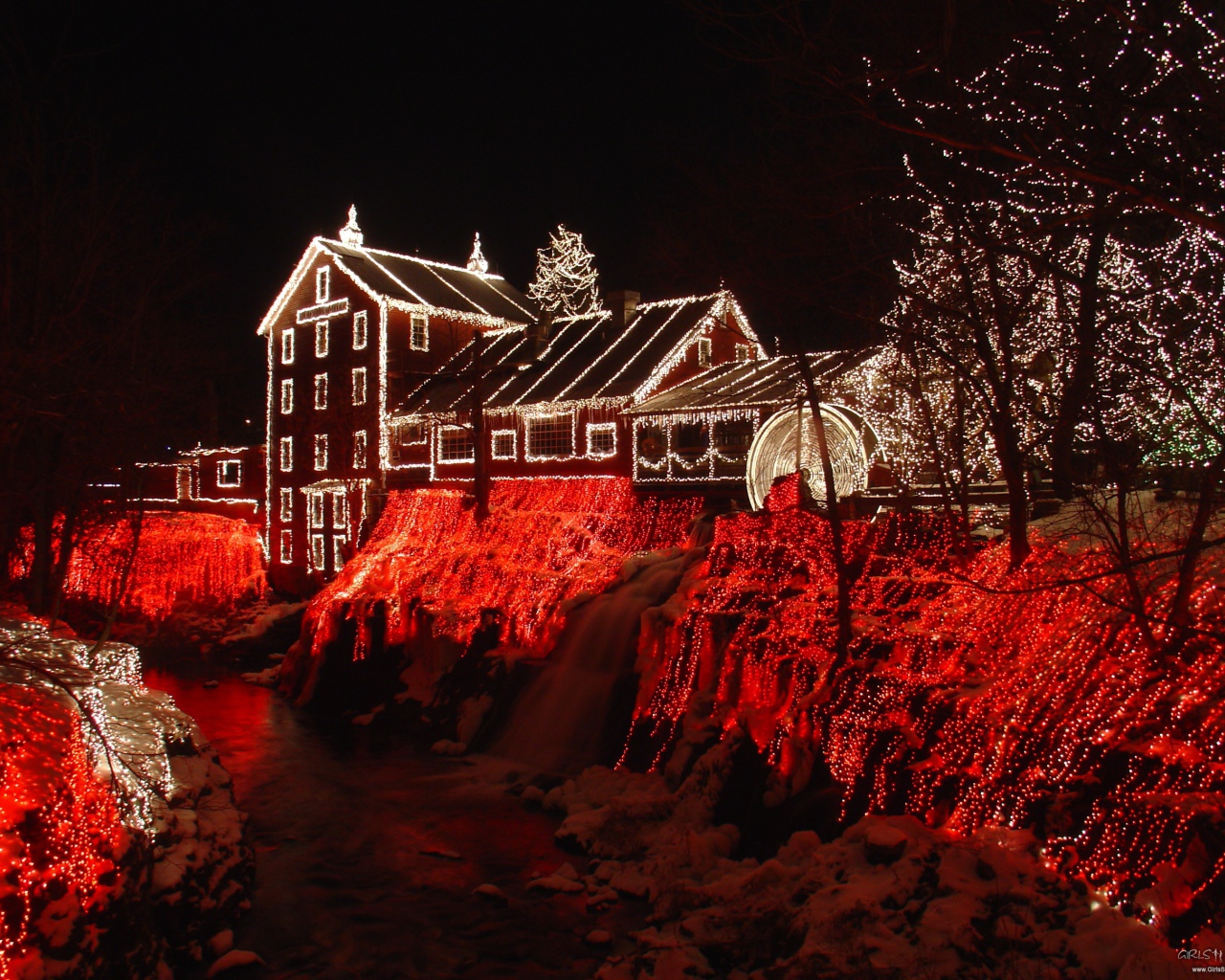 Украшение гирляндами