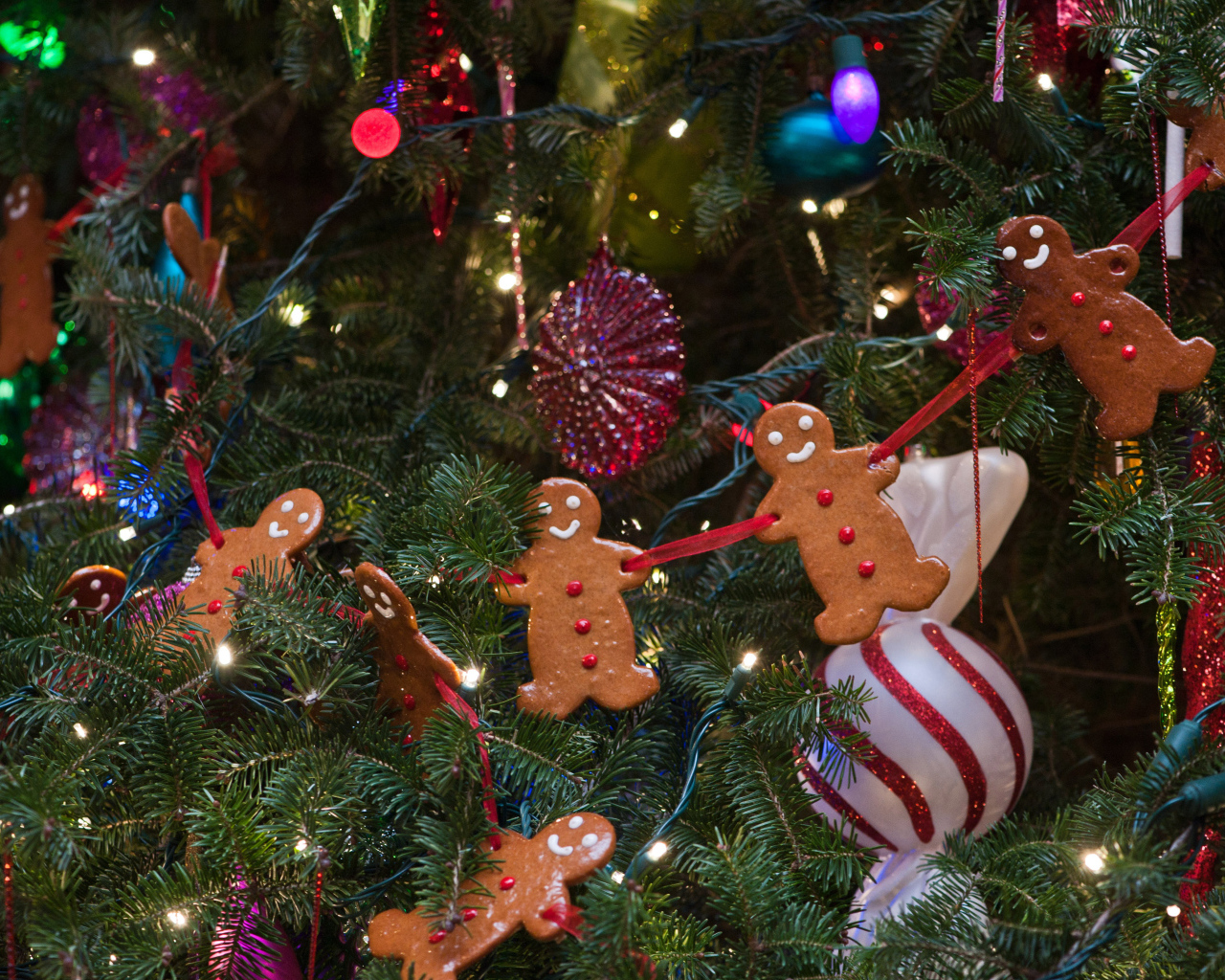 Гирлянда из человечков