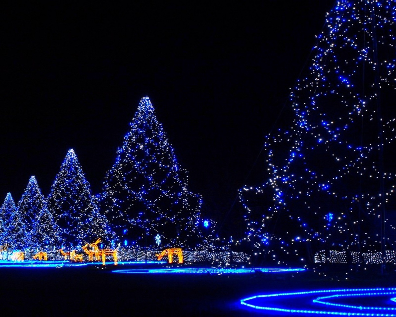 Гирлянды для улицы