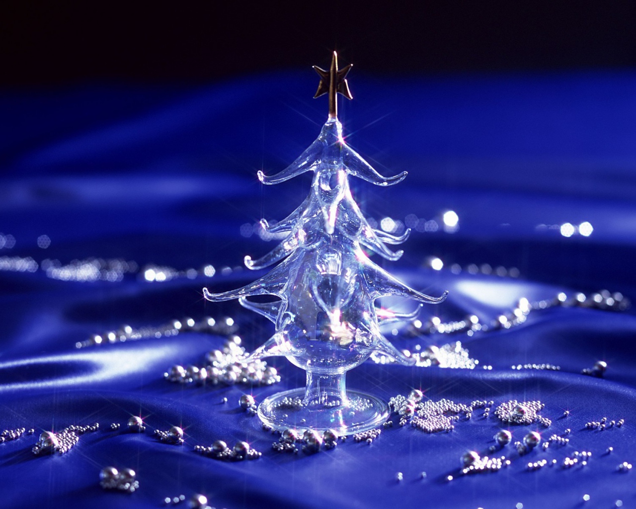 Новогодняя елка в год лошади