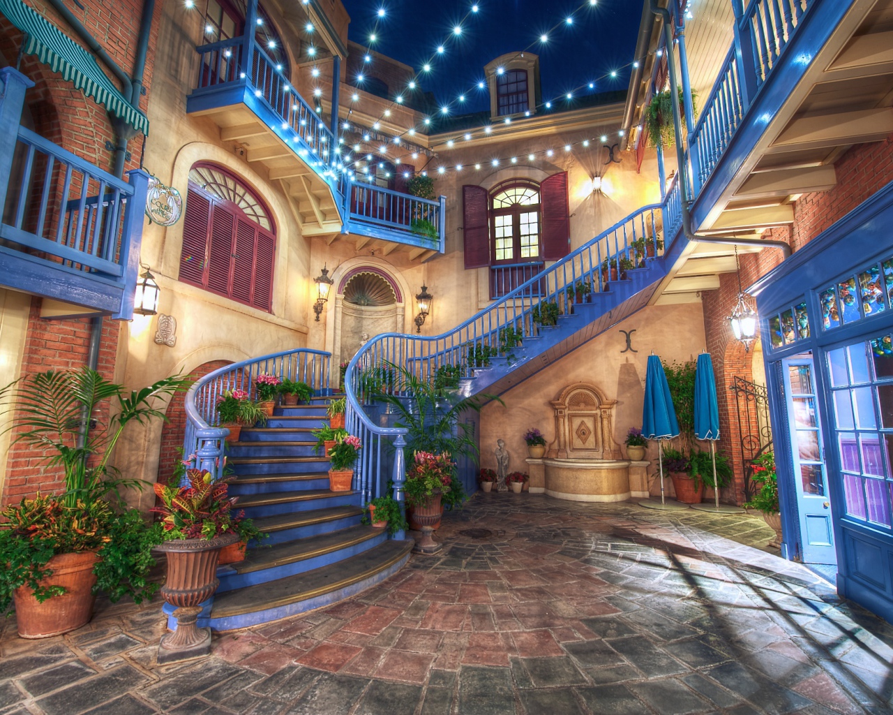 Уличные новогодние гирлянды