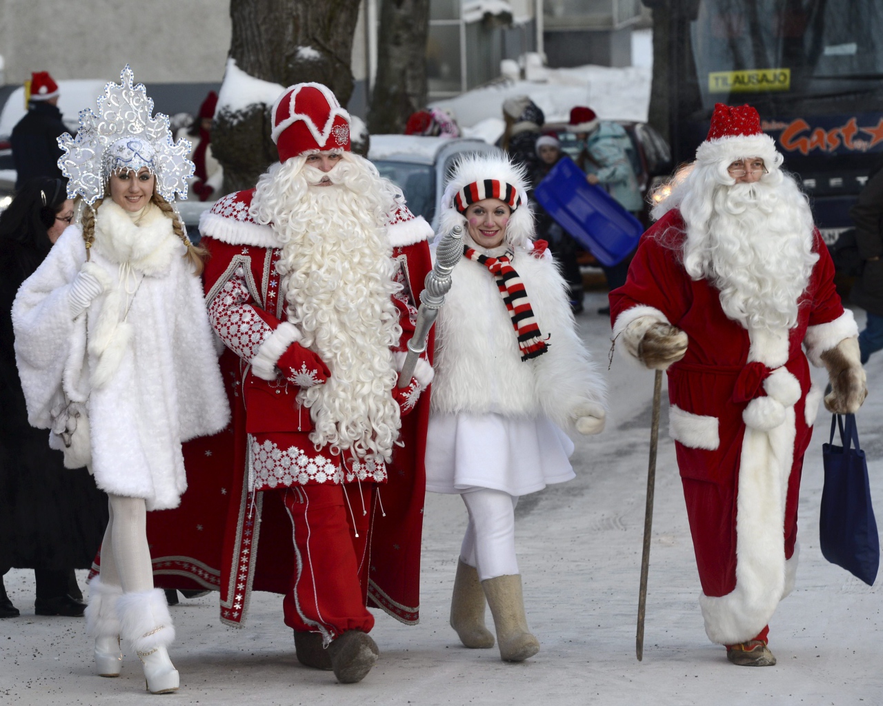 Дед мороз снегурочка и дети