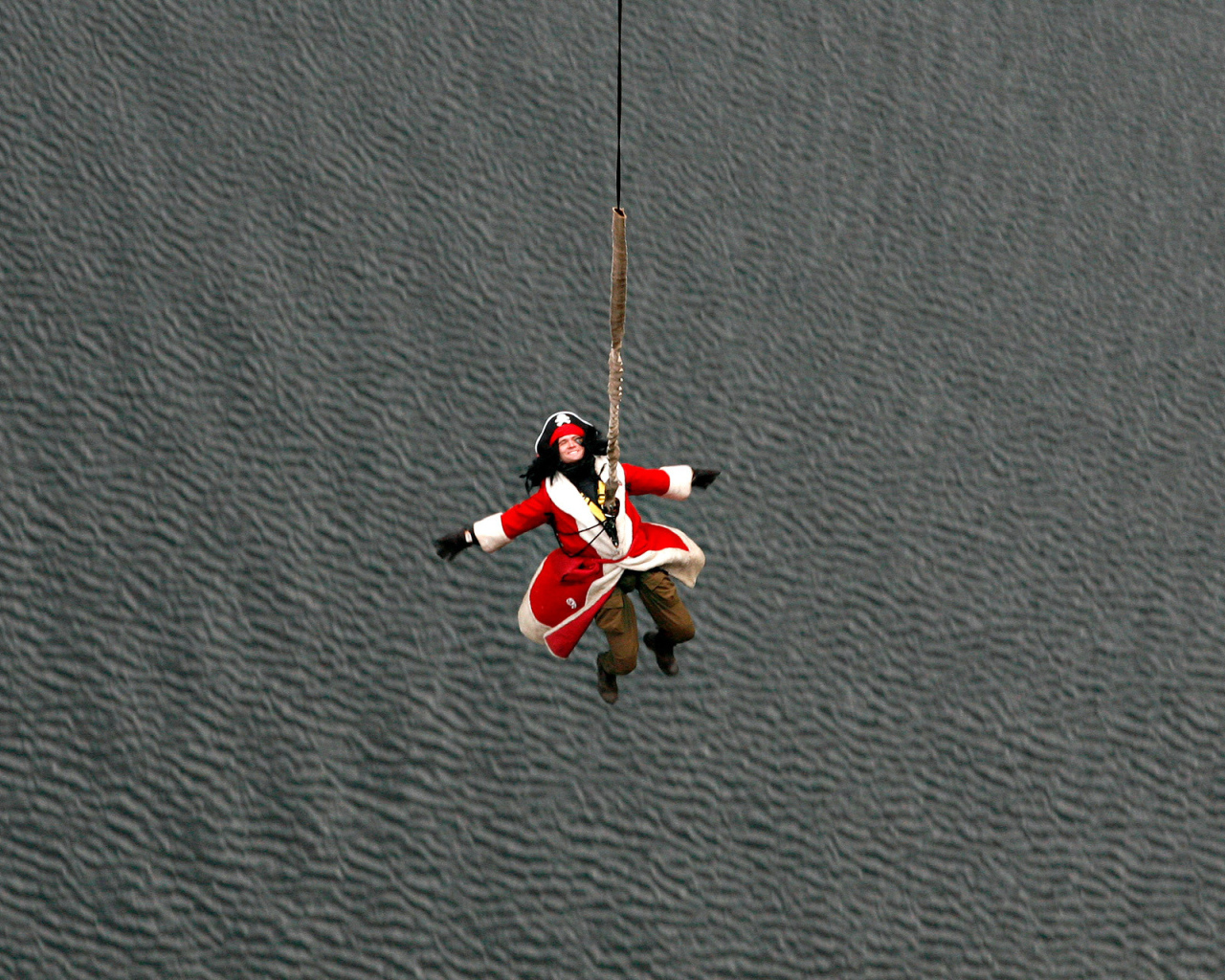 Прыгающий дед мороз