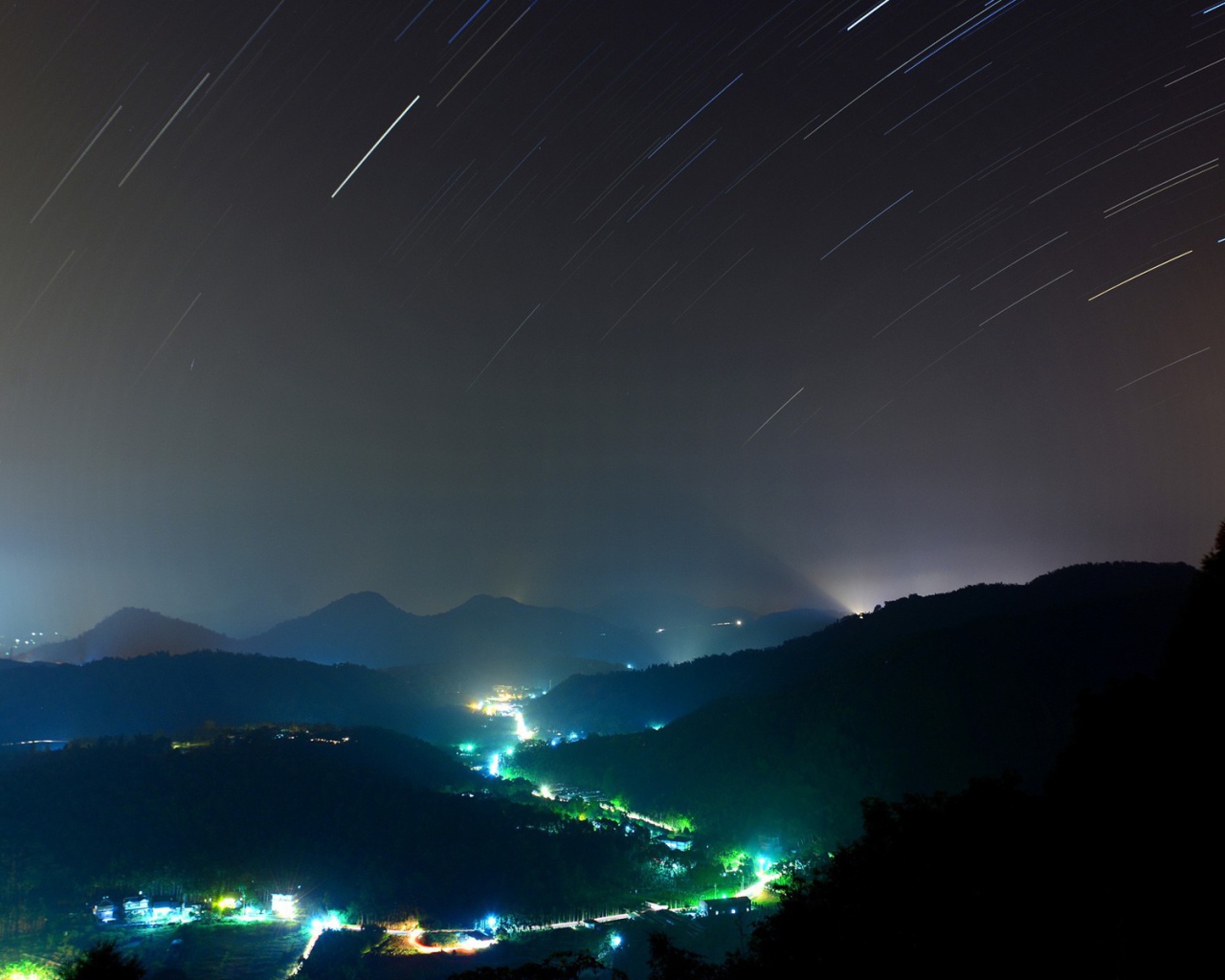 Ночь звезд снято с  длительной экспозицей