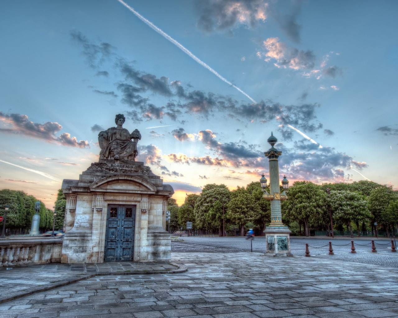 Улица в Париже