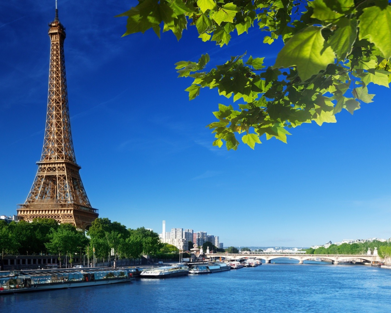 Эйфелева башня во Франции