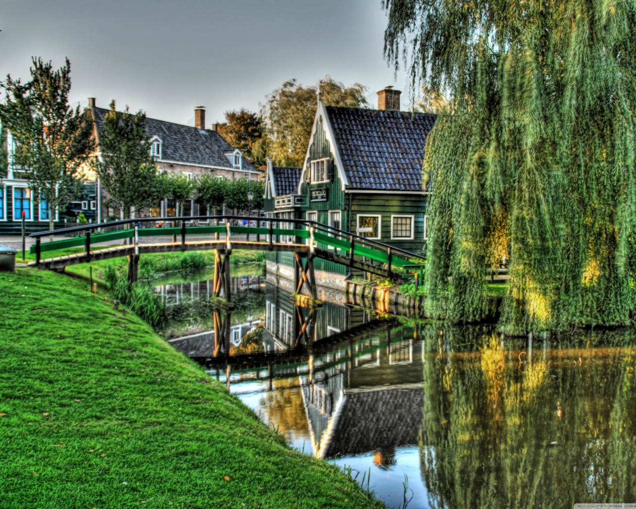 Мост в Голландии