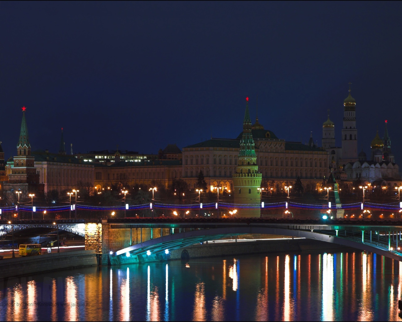 Мост в центре Москвы