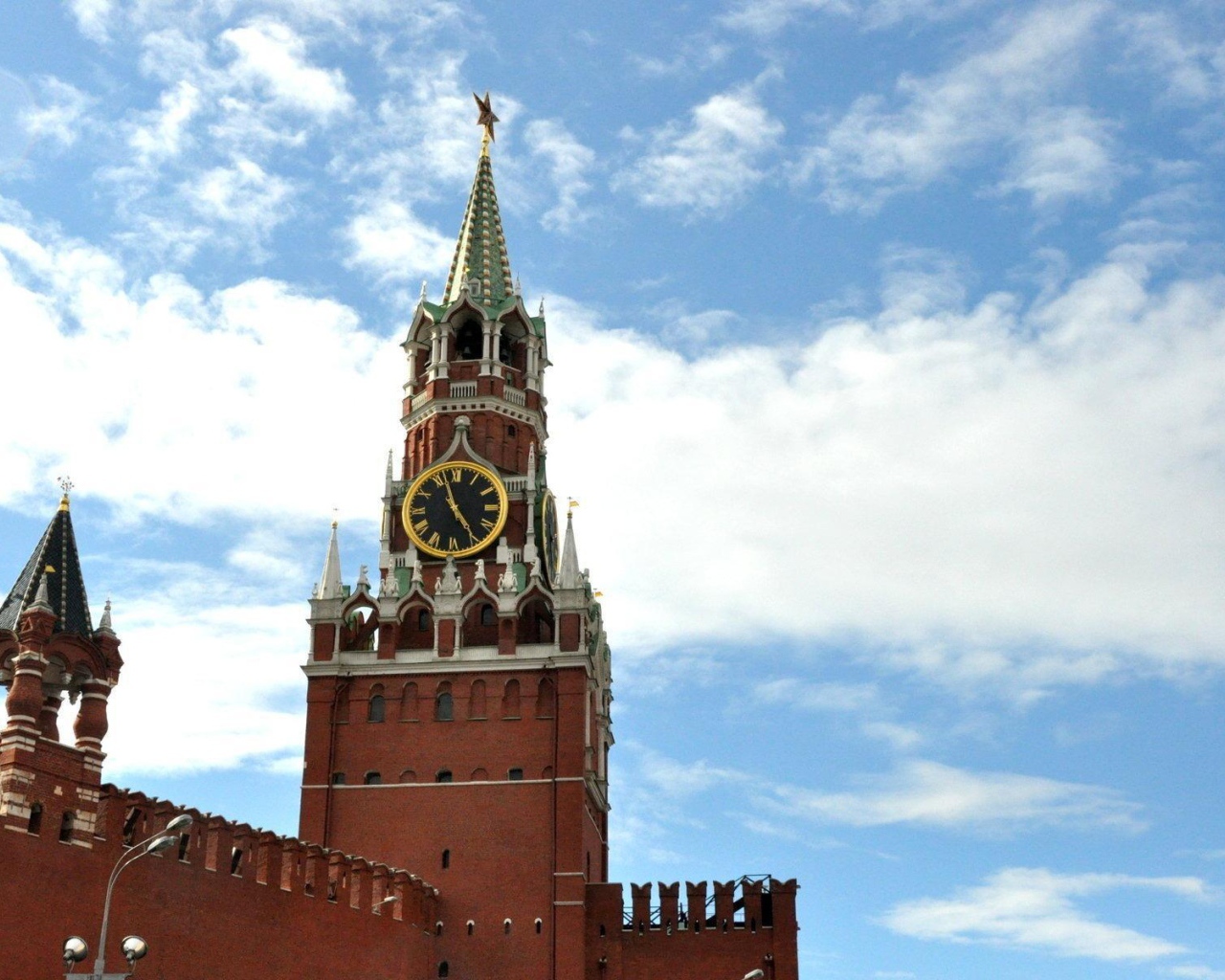 Часы Кремля в Москве