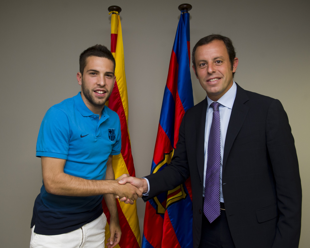 Барселона Хорди Альба подписал контракт