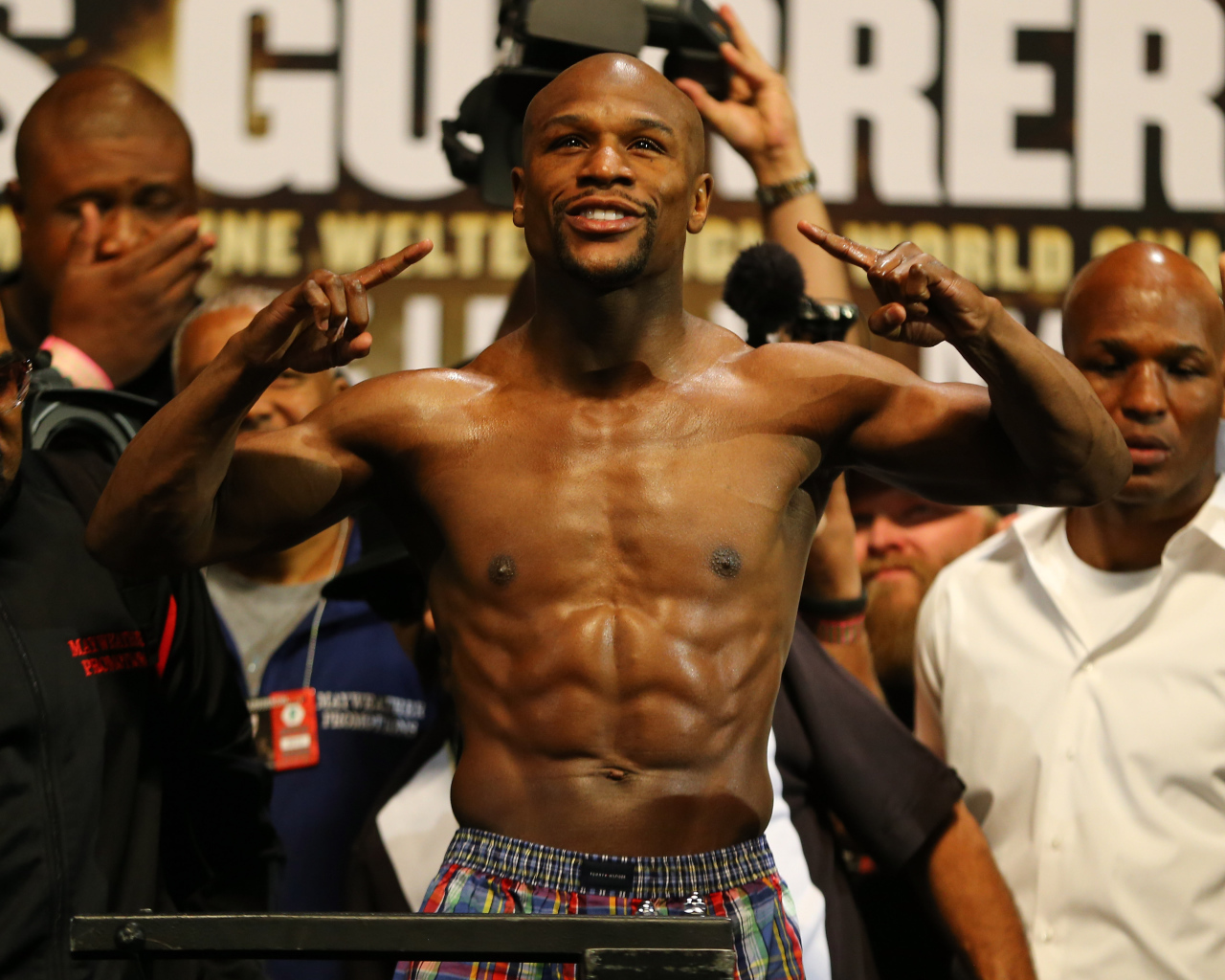 Боксер Флойд Мэйуэзер-младший