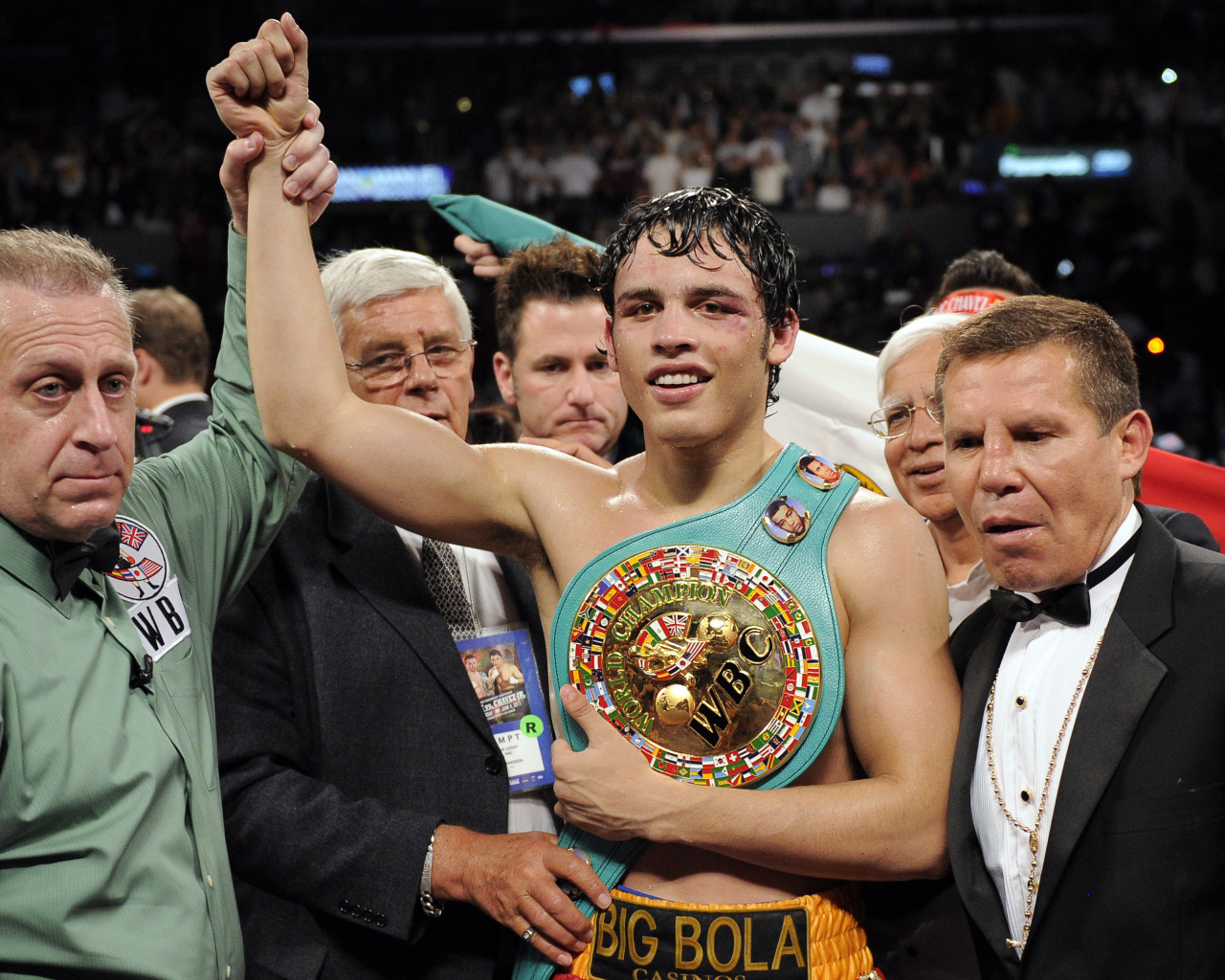 Чемпион Хулио Сезар Чавес-Sr