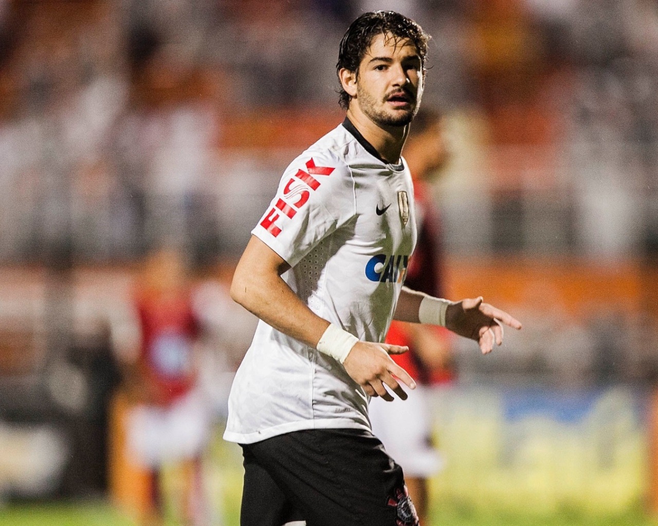 Коринфянам Алешандре Пато на футбольном поле