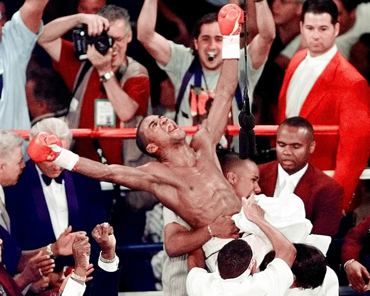 Феликс Тринидад выиграл чемпионат