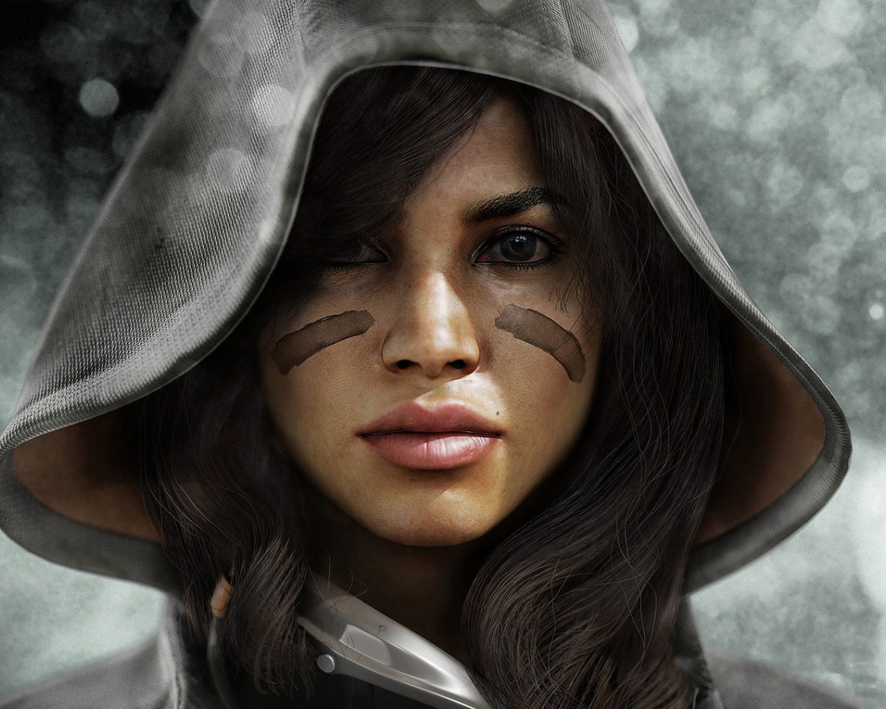 Красивая девушка в капюшоне