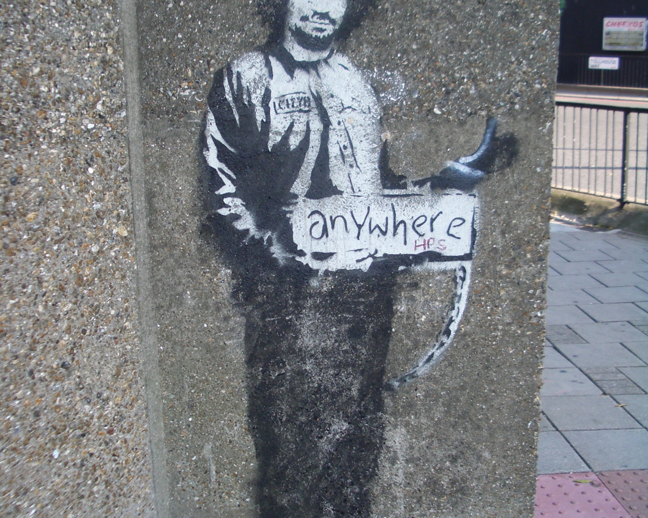 Граффити с заключённым, художник Бэнкси