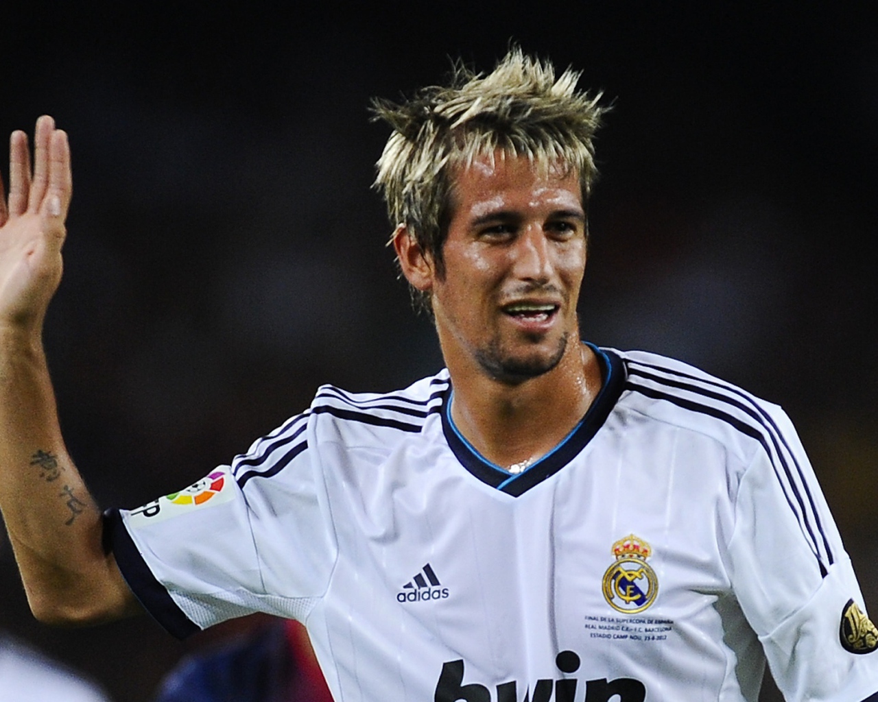 Реал Мадрид Фабиу Коэнтрау благодарит своих поклонников