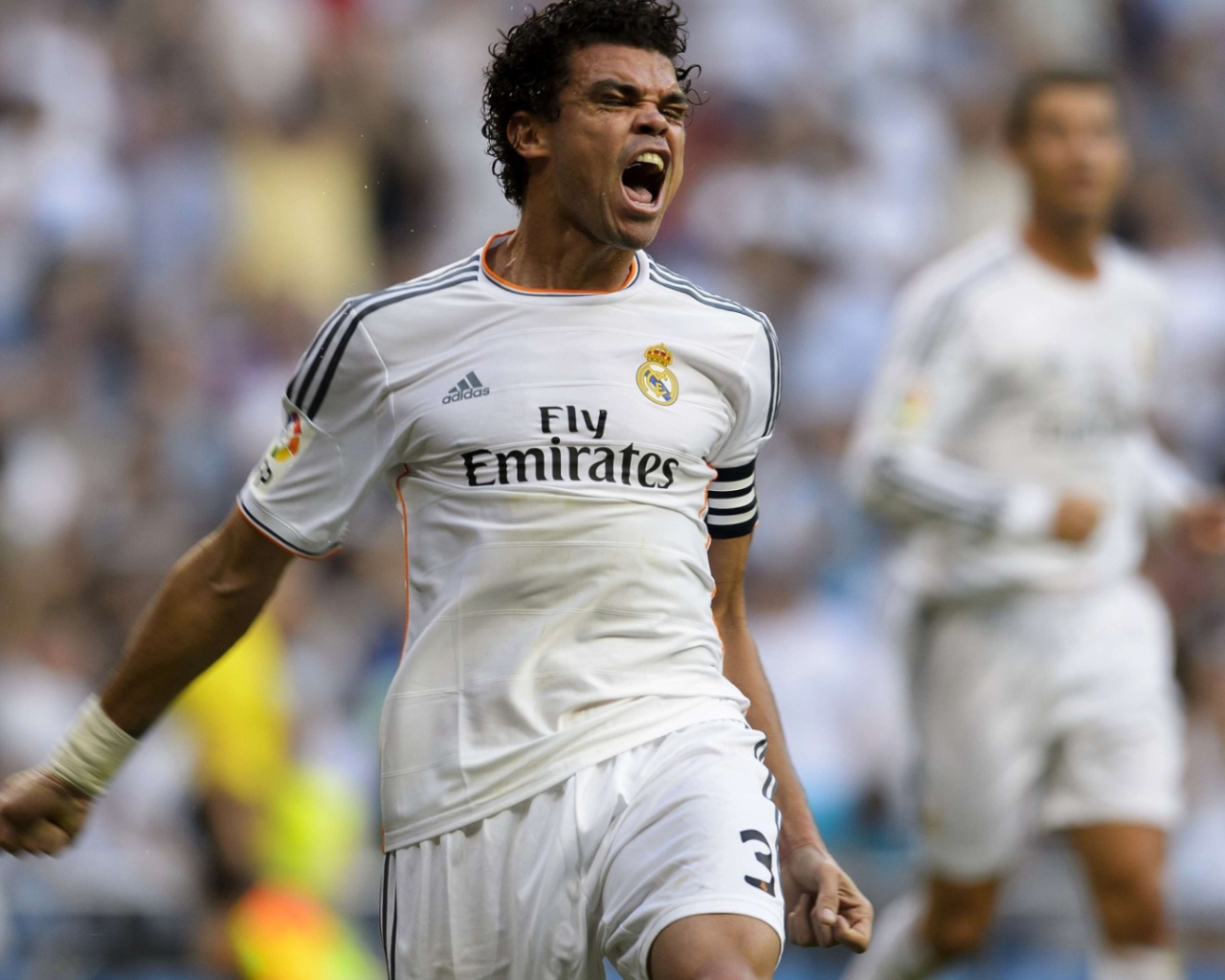 Real Madrid Pepe is shouting