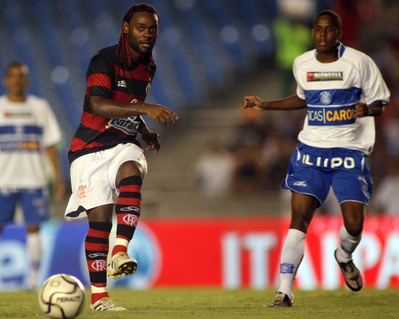 Шаньдун Лунэн Вагнер на поле