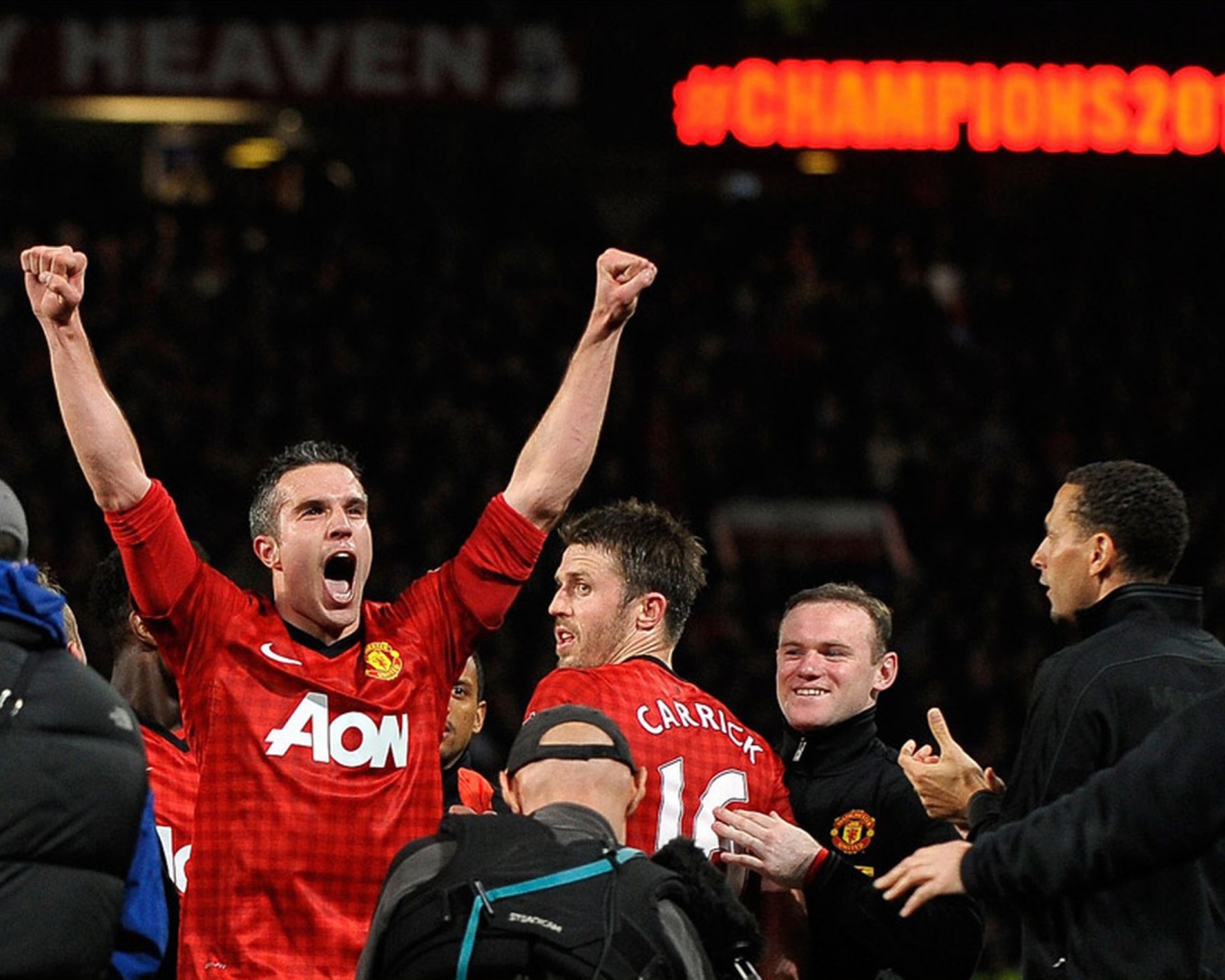 Нападавший Манчестер Юнайтед Робин ван Перси