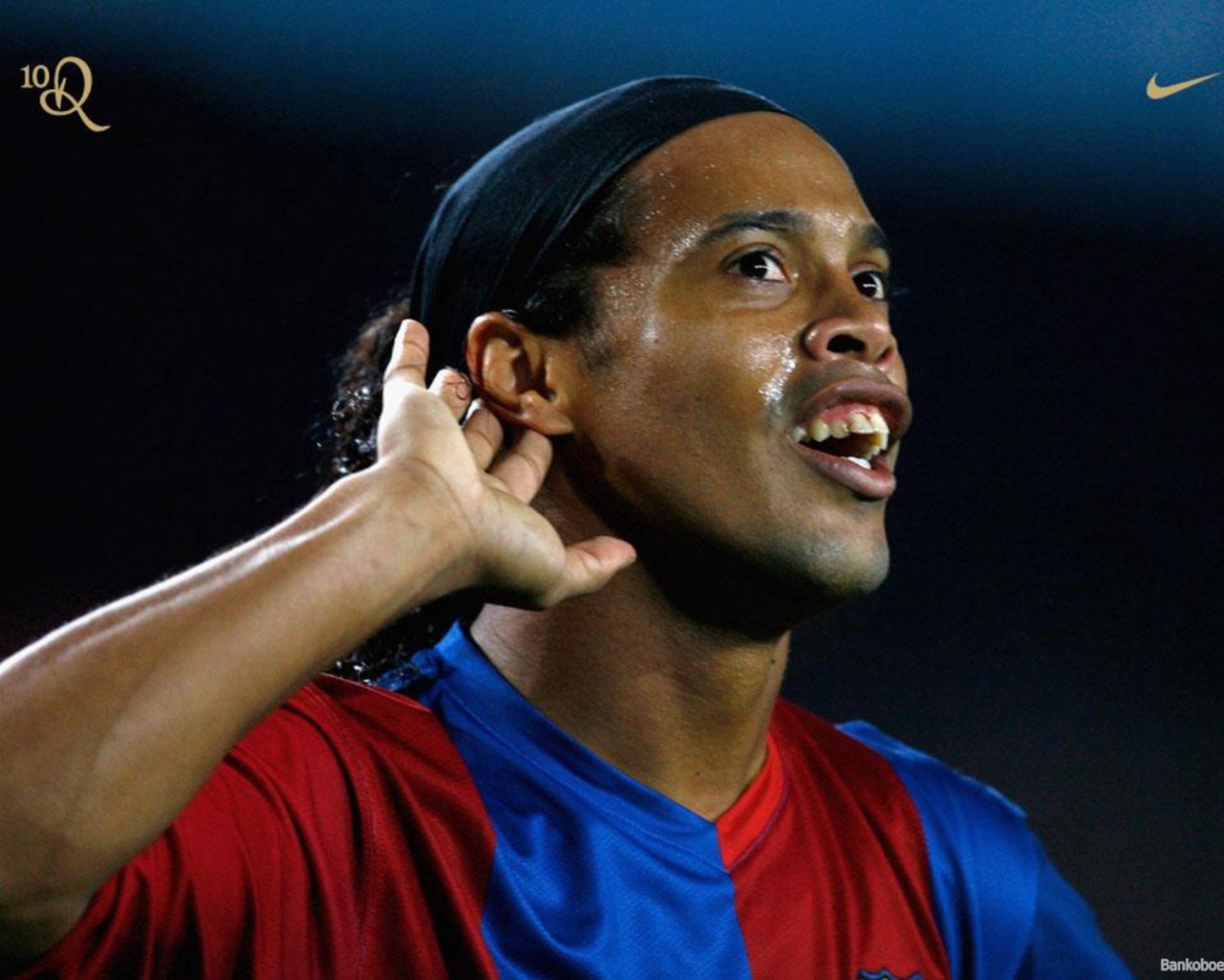 Лучший футболист Атлетико Минейро Роналдиньо