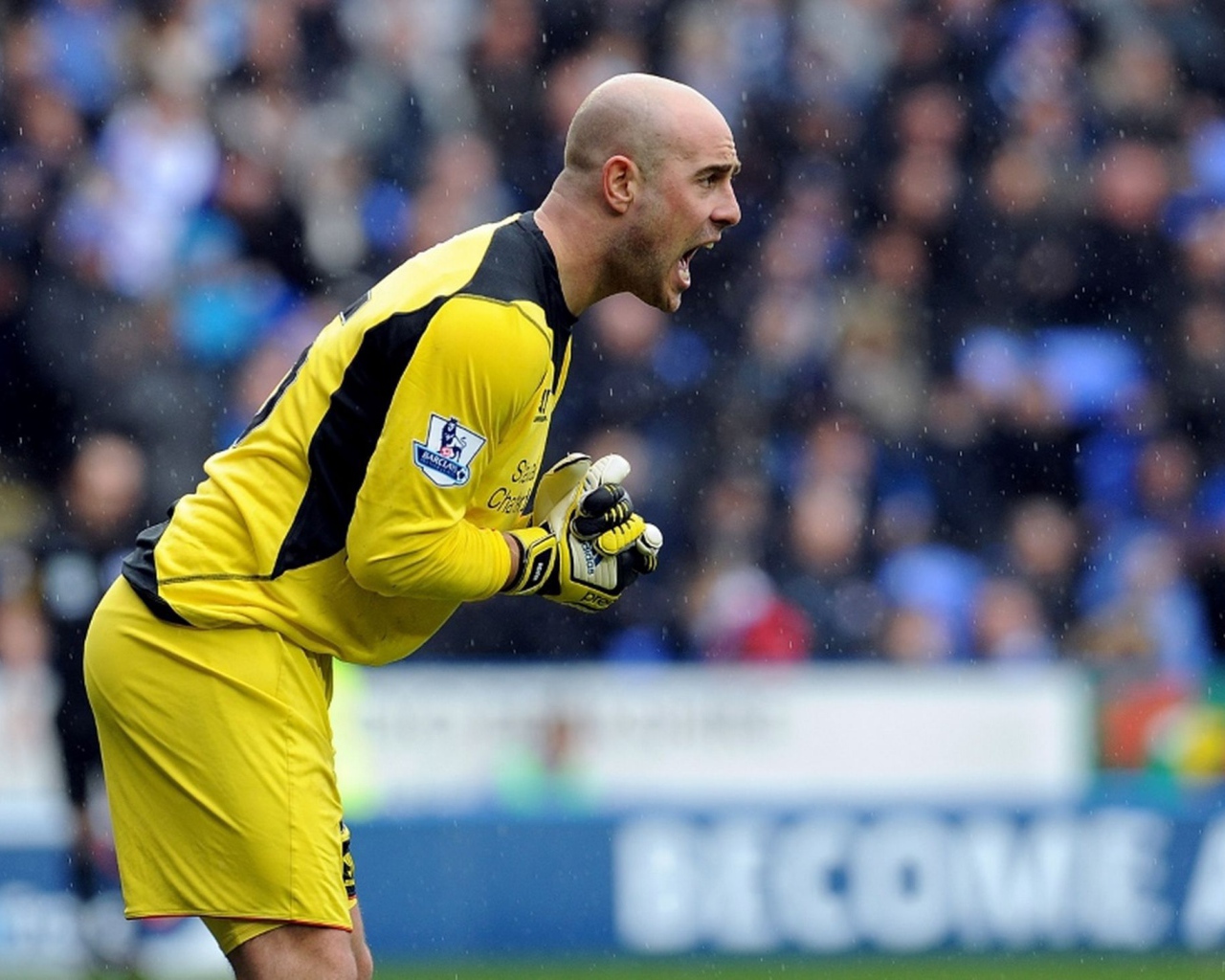 Лучший вратарь Наполи Пепе Рейна