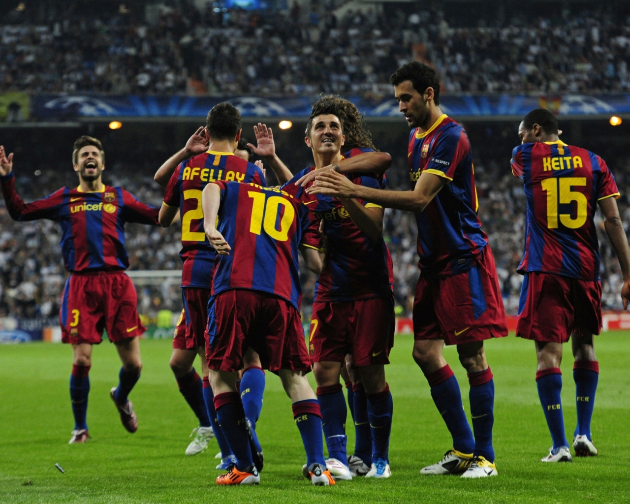 Лучший игрок Барселоны Серхио Бускетс и его команда