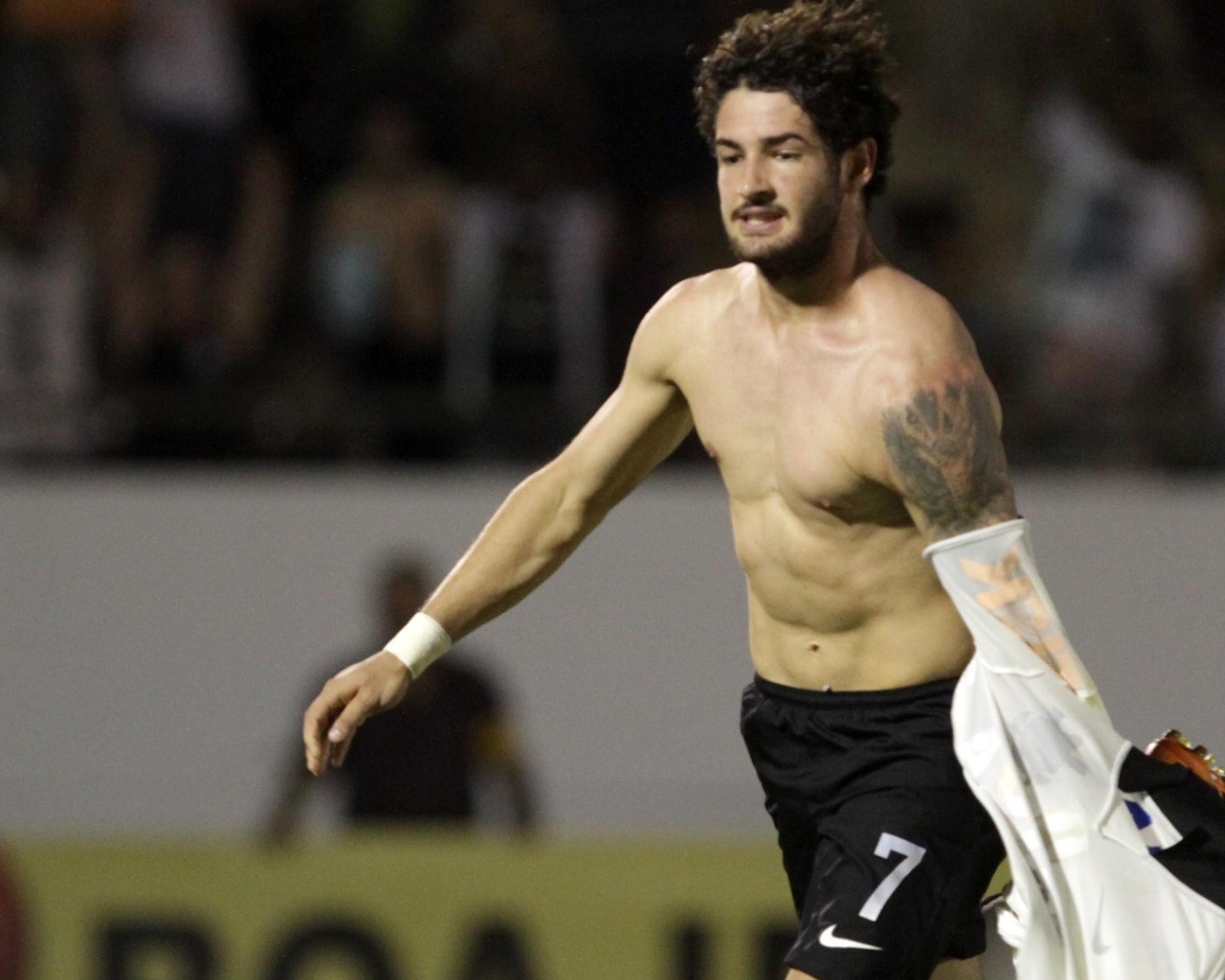  Лучший игрок Коринфянам Алешандре Пато