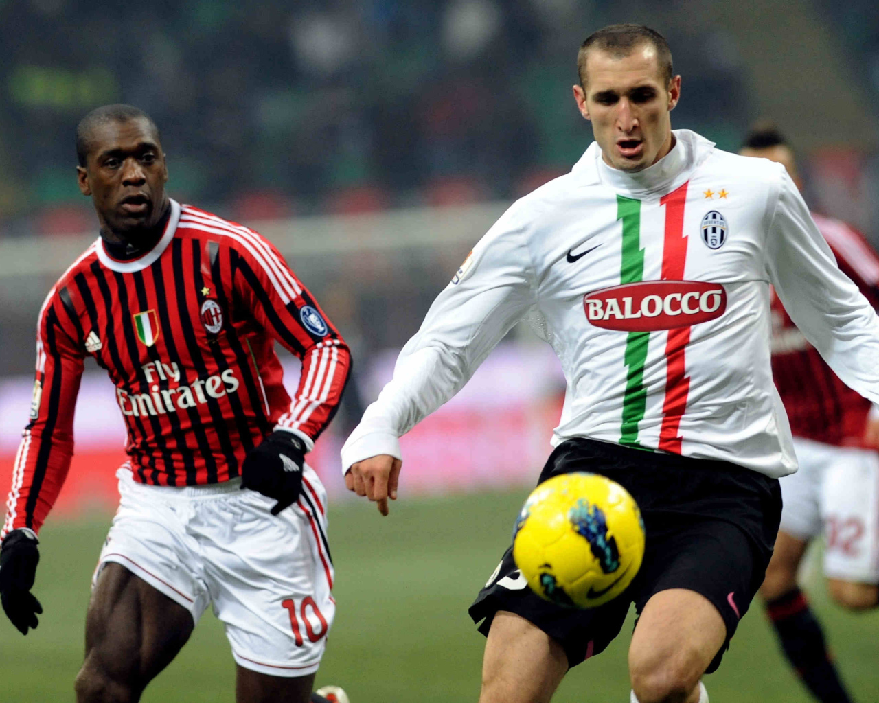 Лучший игрок Ювентуса Джорджо Кьеллини в центре событий