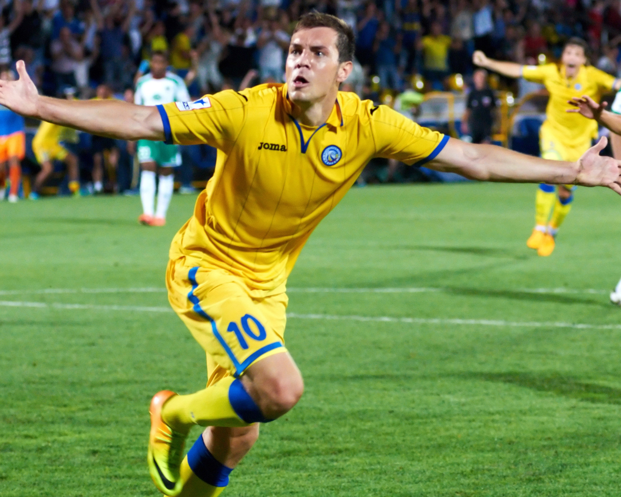 Лучший нападающий Ростова Артем Дзюба