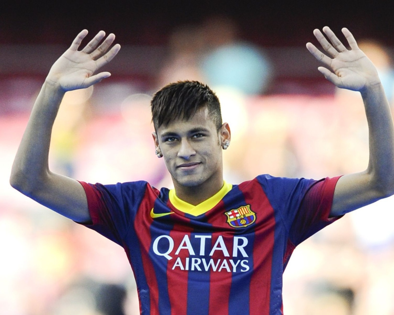 Футболист Барселоны Neymar руки вверх