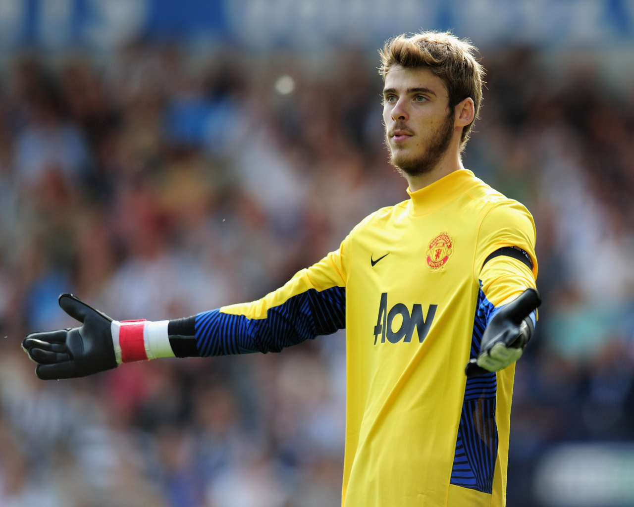 Футболист Манчестер Юнайтед Дэвид Де Хеа получил желтую карточку