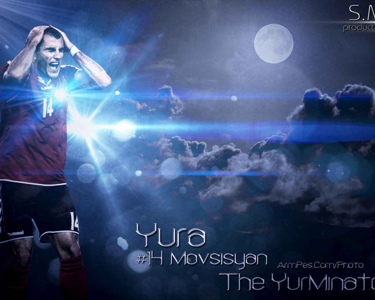 Нападающий московского Спартака Юра Мовсисян промахнулся