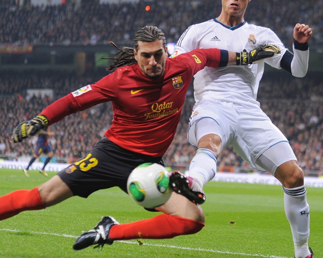 Вратарь Барселоны Хосе Пинто