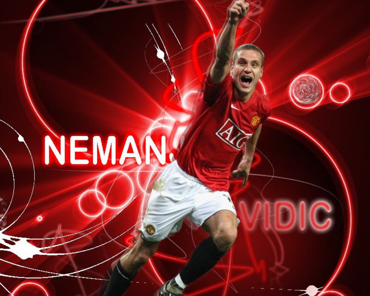  Незаменимый футболист Манчестер Юнайтед Неманья Видич на красном фоне