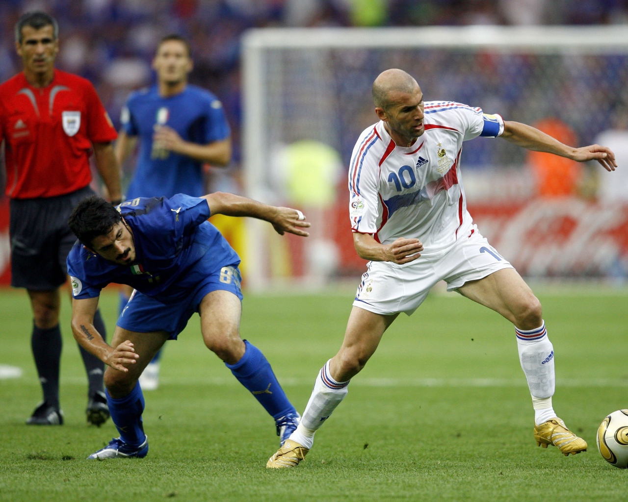 Легенда футбола Зинедин Зидан