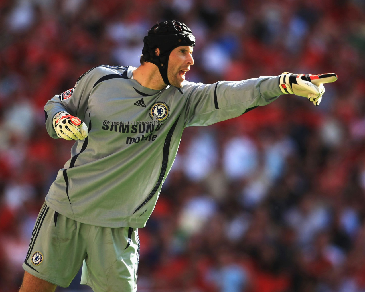 Игрок Челси Петр Чех 