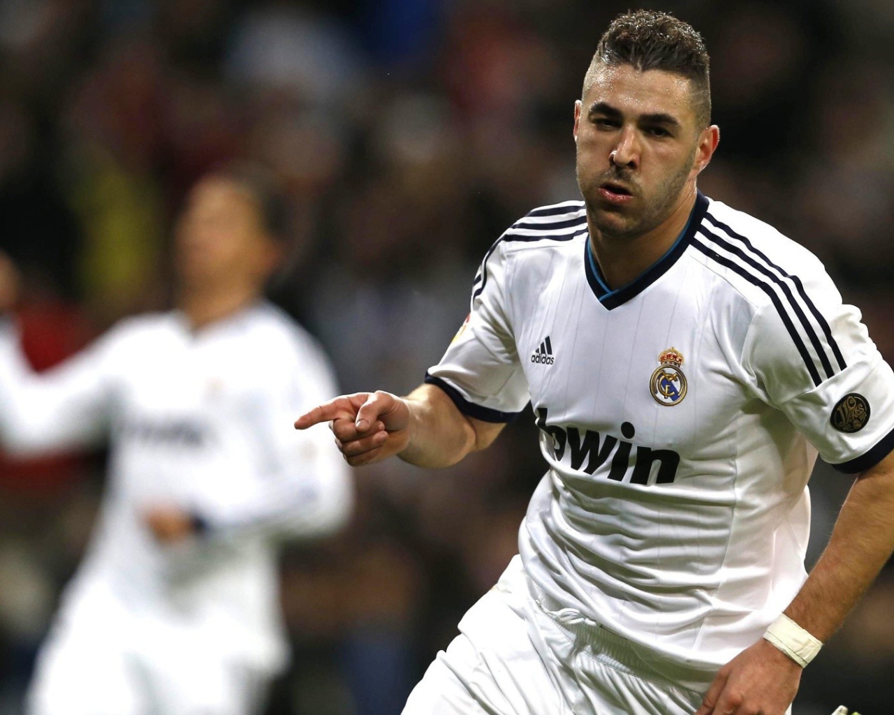  Игрок Реал Мадрида Карим Бензема после победы