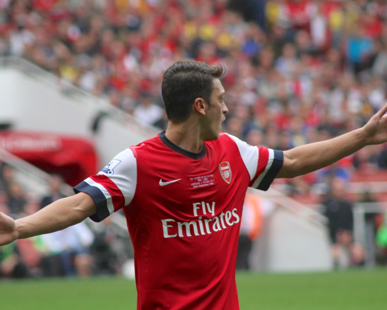 Игрок Арсенала Месут Озил