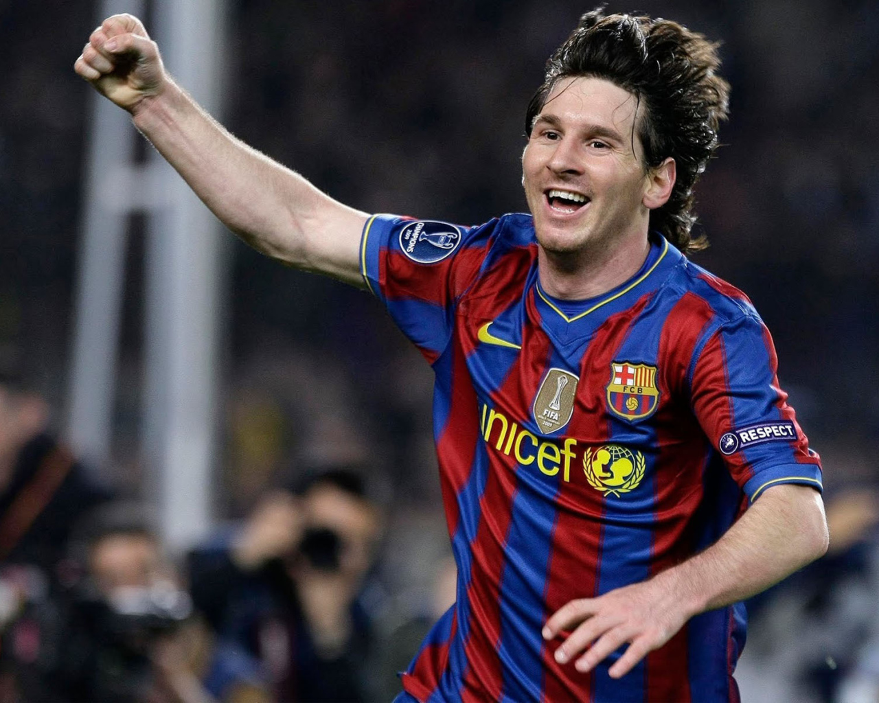 Игрок Барселоны Лионель Месси после забитого мяча