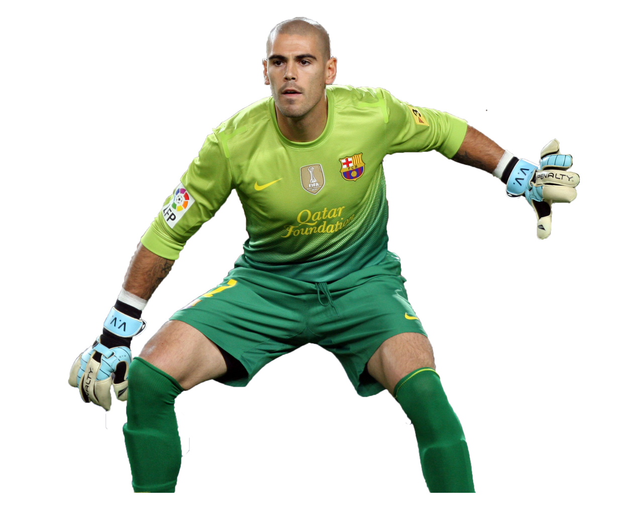 Игрок Барселоны Виктор Вальдес на белом фоне