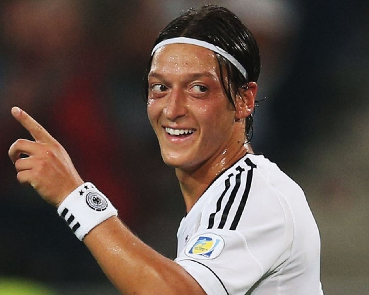 Гордость Арсенала Месут Озил