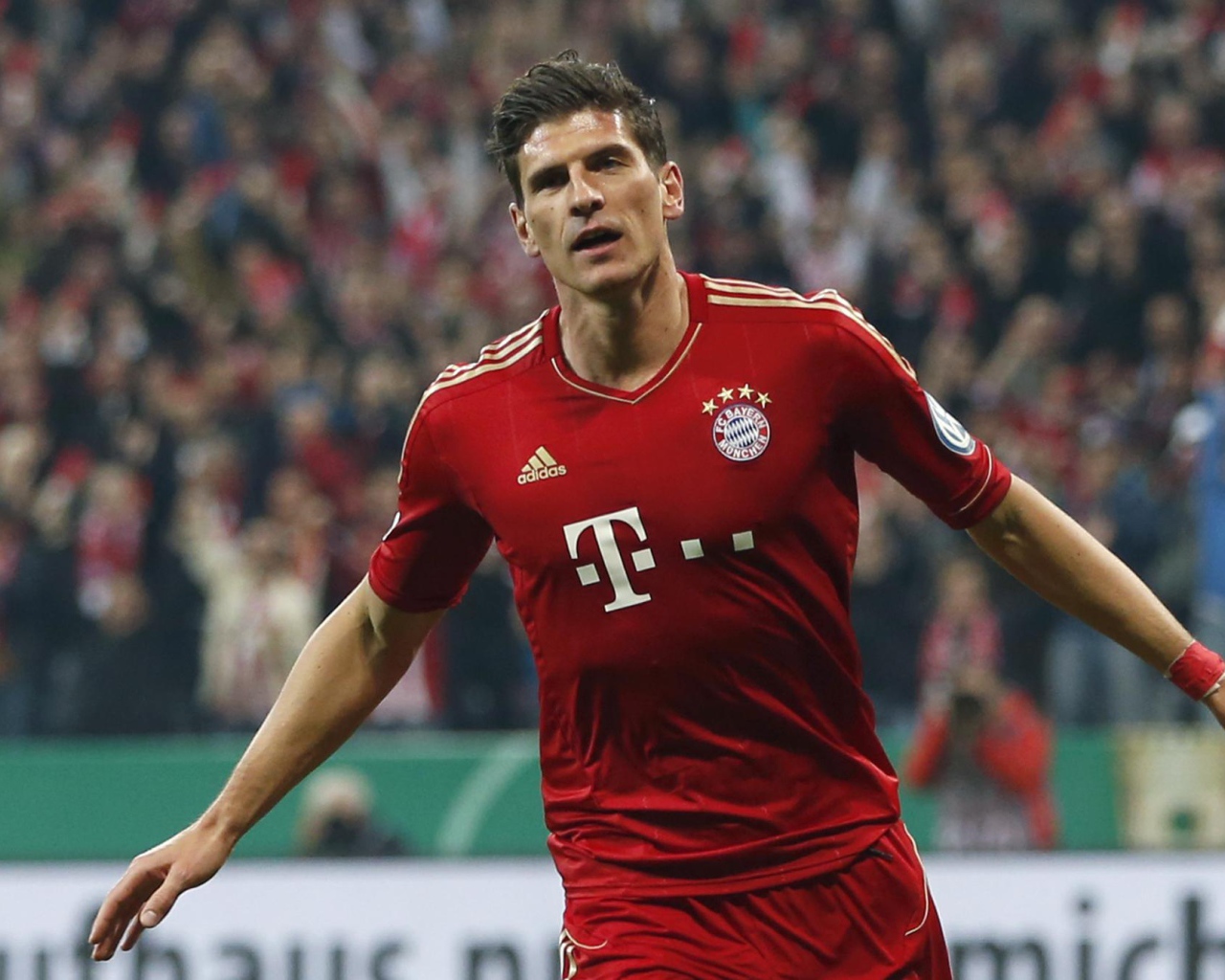 Лучший футболист Фиорентины Марио Гомес