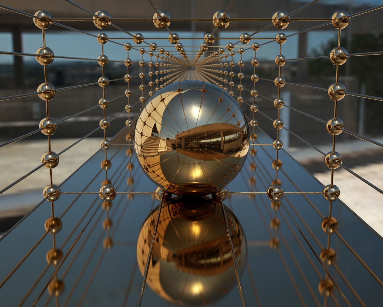 Большой блестящий шар