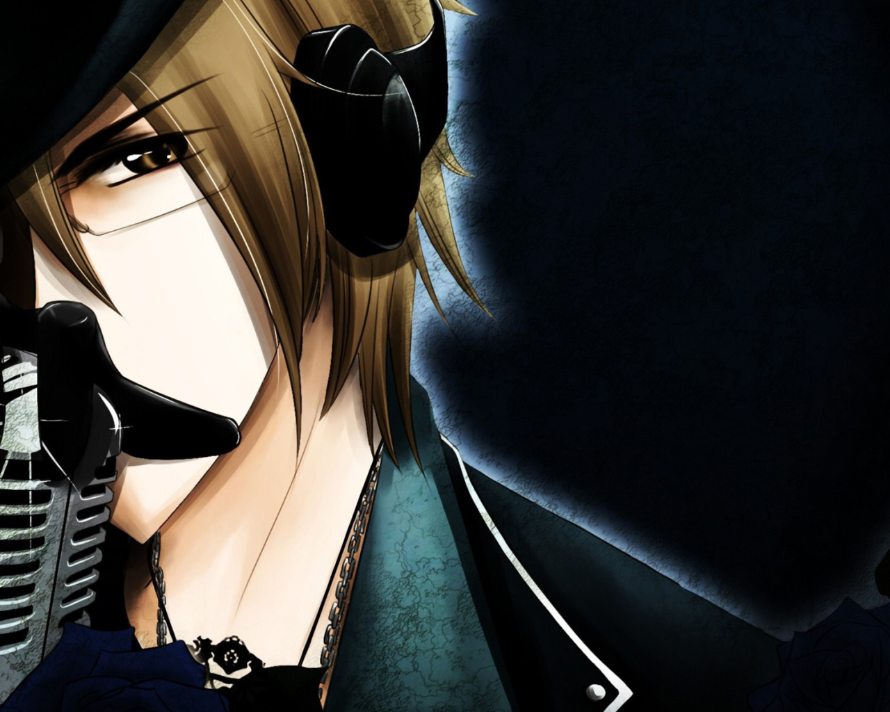 Парень с микрофоном