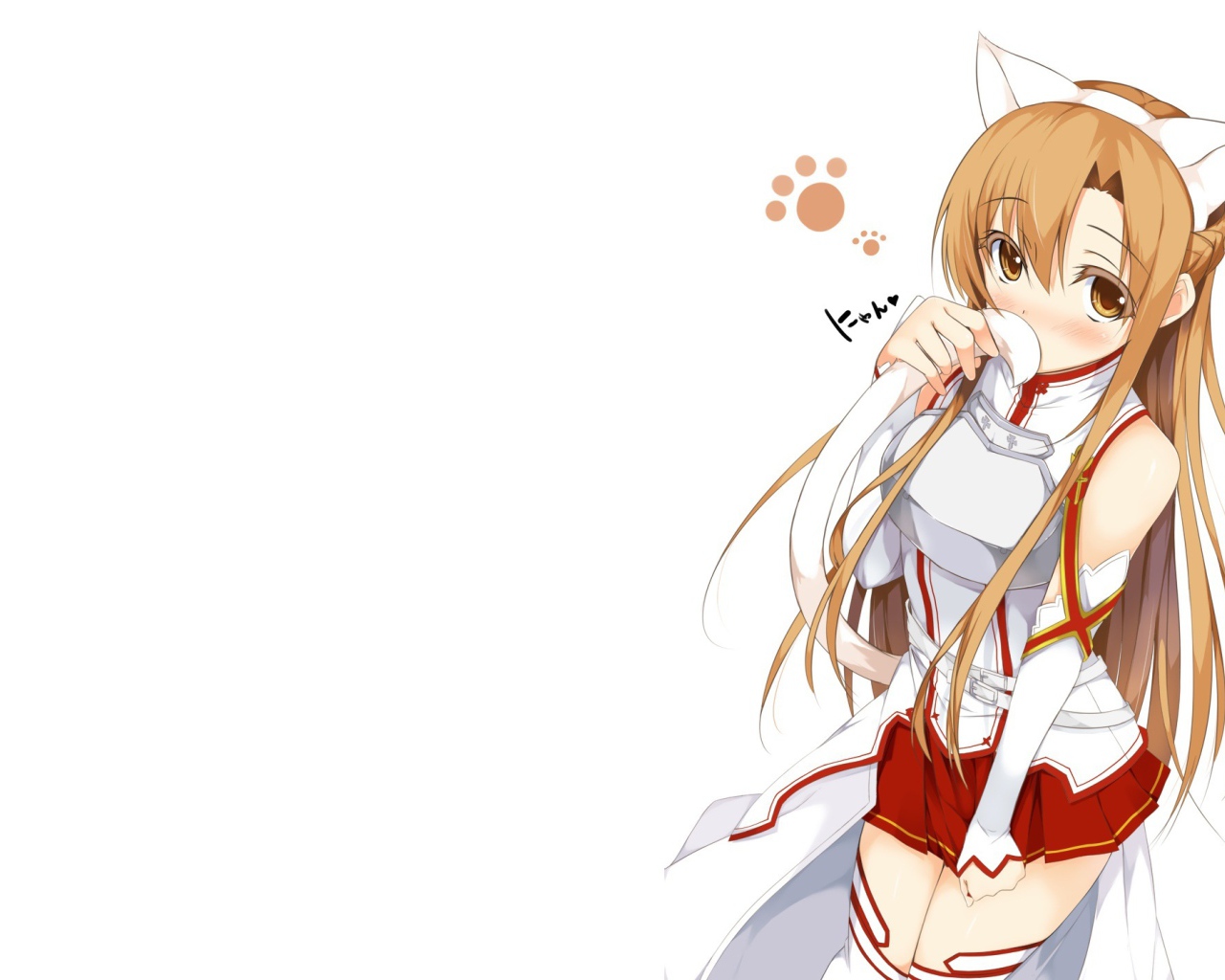 Девушка вытирает нос хвостом