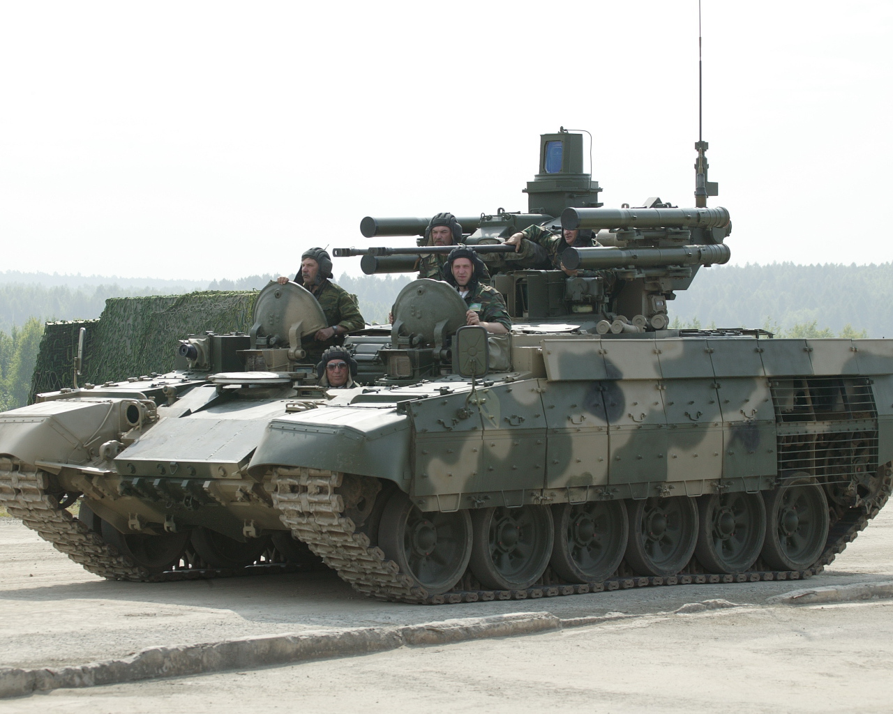 Российская бронемашина