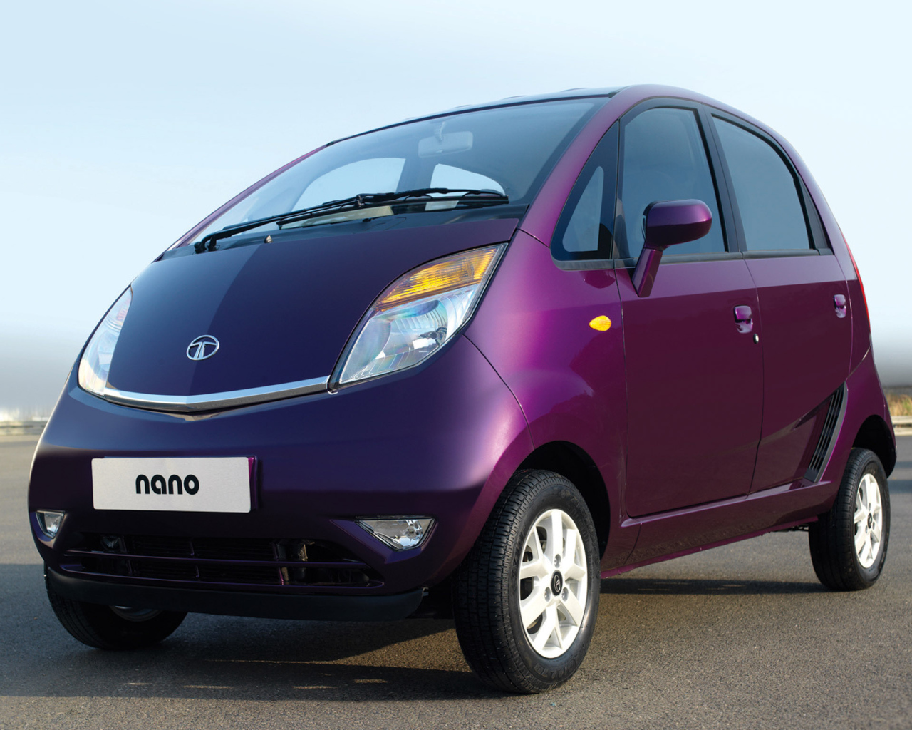 Дизайн автомобиля Tata Nano 2014