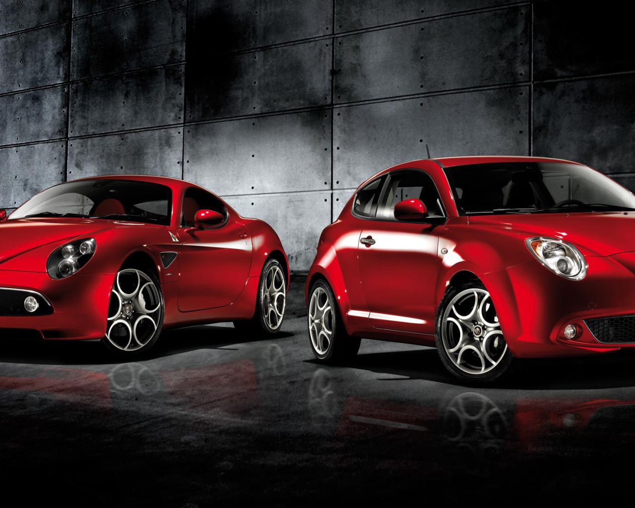 Красивый автомобиль Alfa Romeo 8c competizione